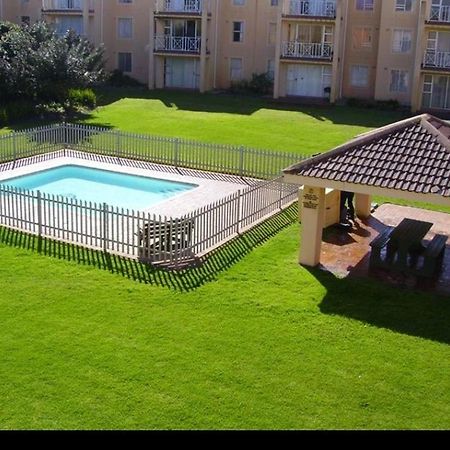 Delantero Unit 268 Beach Club Apartment Херманус Екстериор снимка