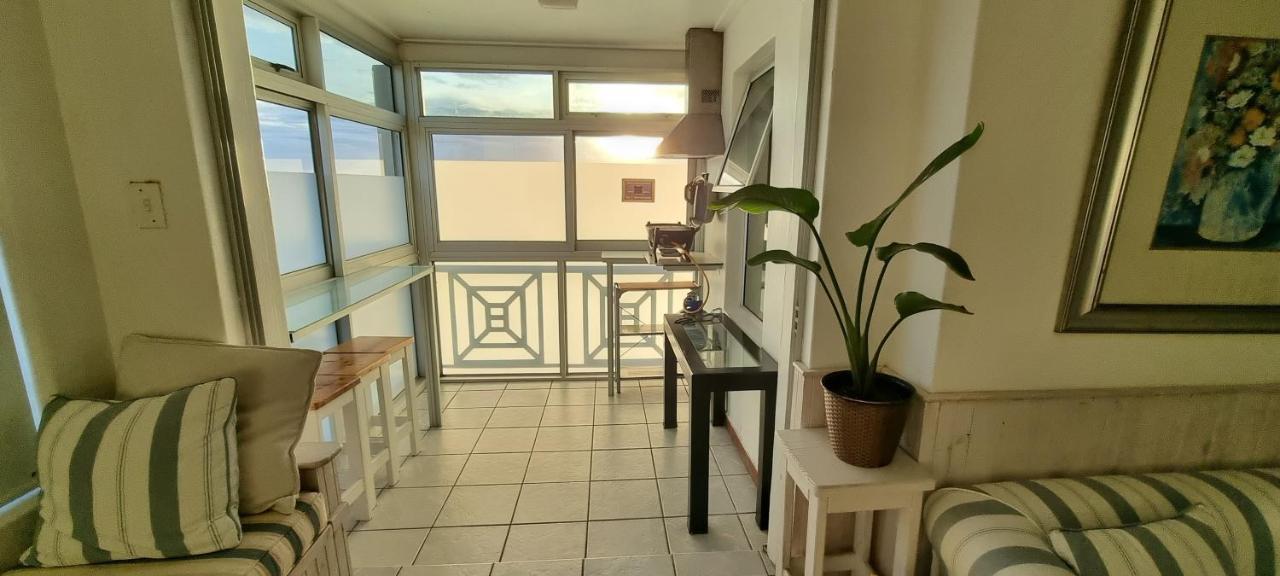 Delantero Unit 268 Beach Club Apartment Херманус Екстериор снимка